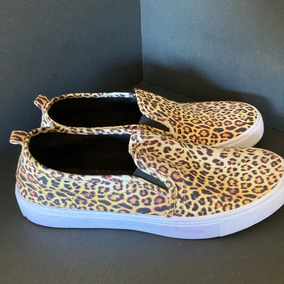 ASOS design canvas animal Print Slip-On Creepers - near new - Picture 2 of 6